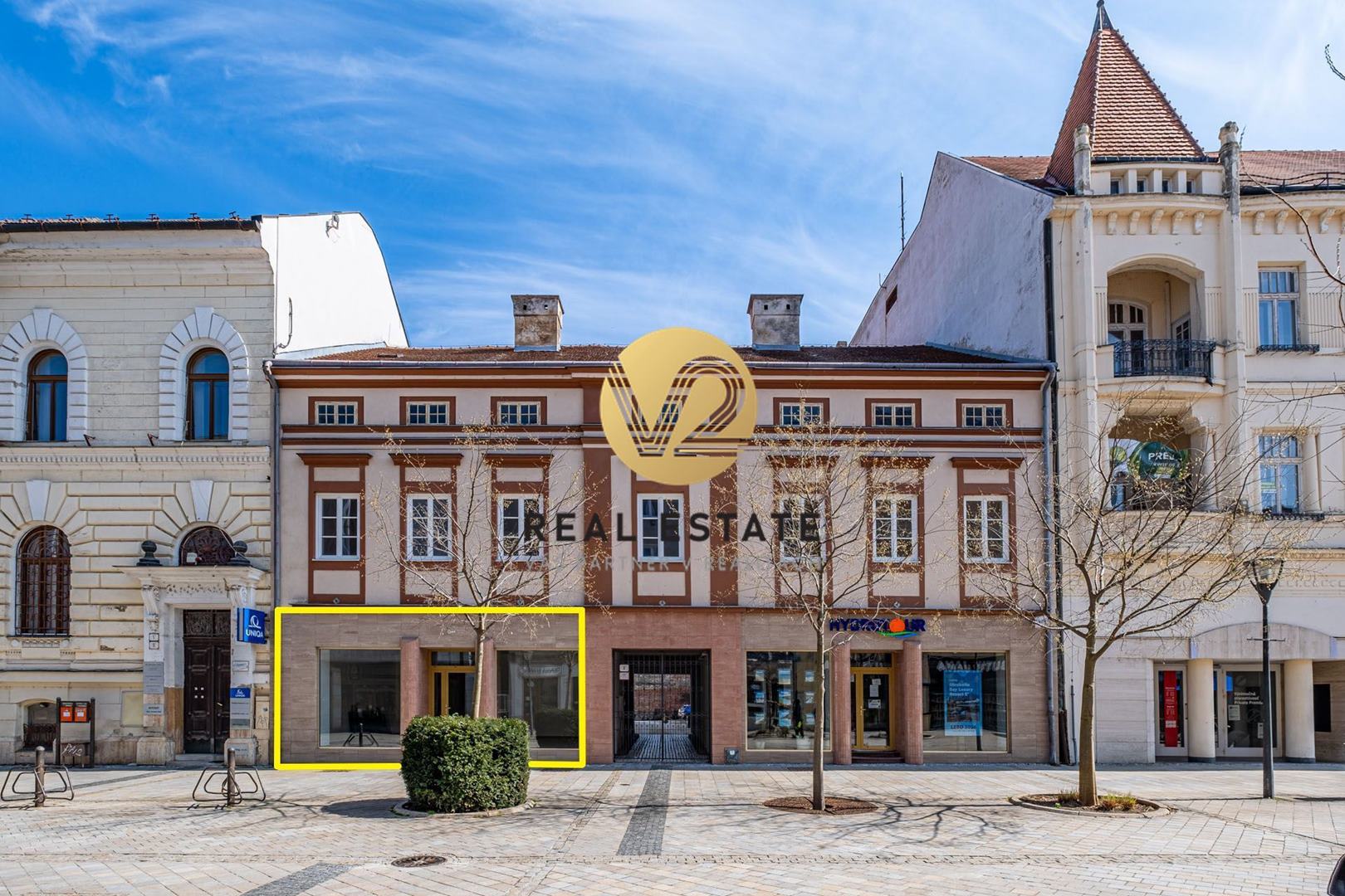 Na PRENÁJOM – Priestory s výkladom priamo na Pešej zóne, Nitra