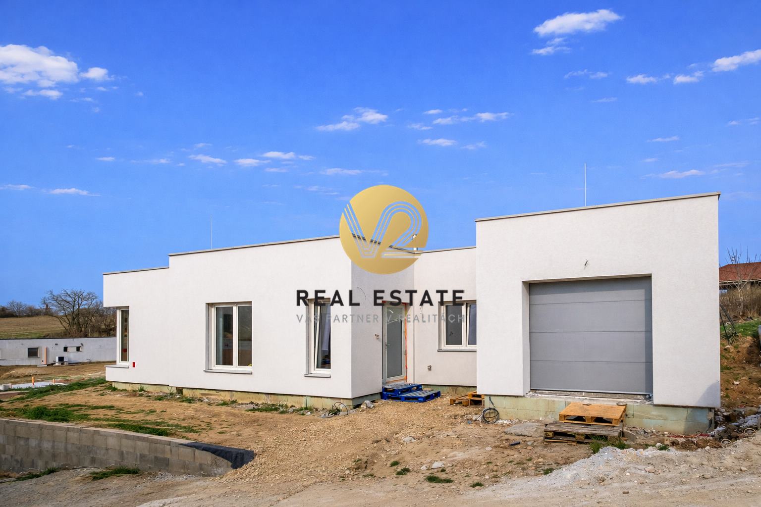 Na PREDAJ 4i bungalov novostavba 130m2 s garážou, Nitra - Čermáň