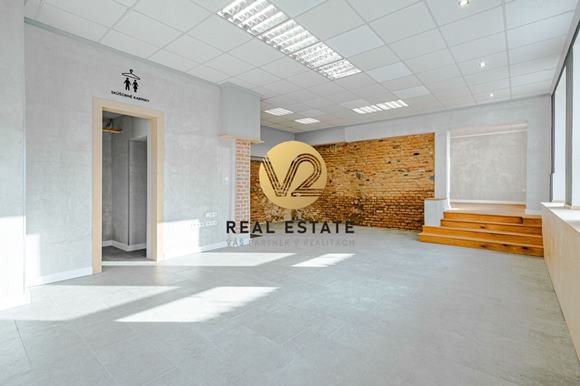 Na PRENÁJOM administratívne/kancelárske/obchodné priestory, Nitra-Centrum